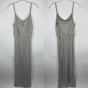 Gap Gray & White Striped Maxi Dress NWT Size Medium